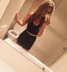 Coquine cherche un mec TTBM à Paris pour une fellation et plus