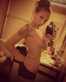 Belle infdèle veut trouver un homme en couple sur Paris